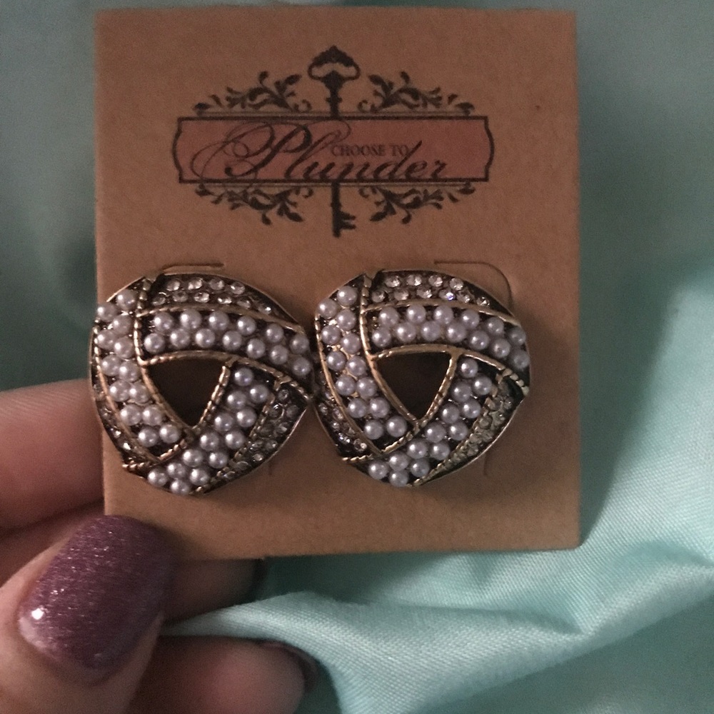 Plunder earrings